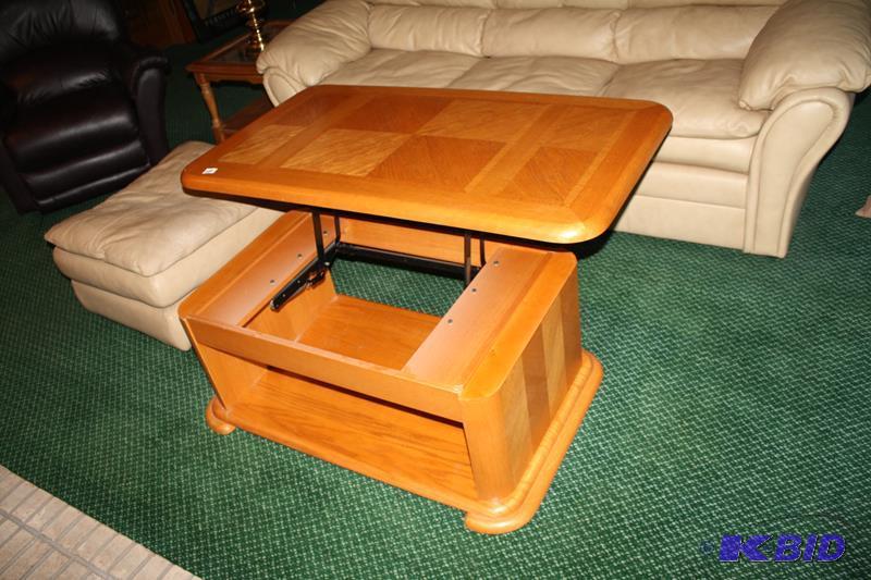 lot 5 image: Nice Wood Lift Top Coffee Table for games or ...