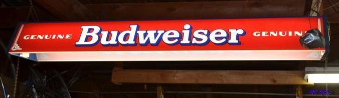 lot 64 image: Vintage BUDWEISER barpool light- light works...