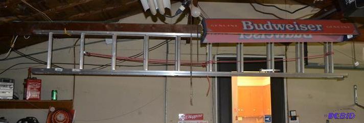 lot 75 image: Werner 20 foot extension ladder model D1120-2...