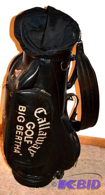 lot 97 image: Great condition Callaway Golf bag - looks unu...