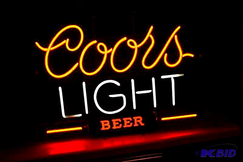 lot 99 image: NEON Coors Beer Light- works great approx. si...