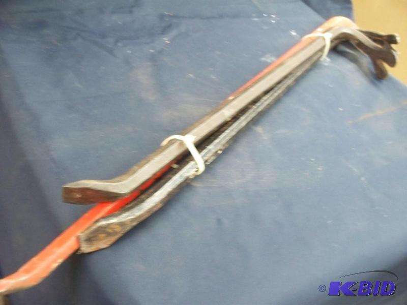lot 72 image: 3-Crow bars...