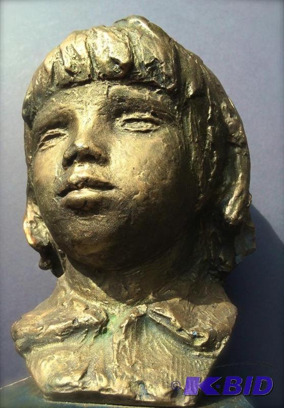lot 15 image: Signed Limited Addition Bust 2030