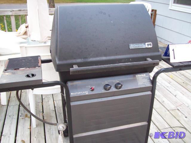 Charbroil Masterflame Gas Grill, 2 Burners wi...