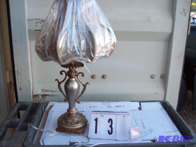 26&quot Gold Table Lamp Needs Cosmetic Repai...
