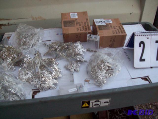 8 Silver Battery Accent Pieces, Untested...