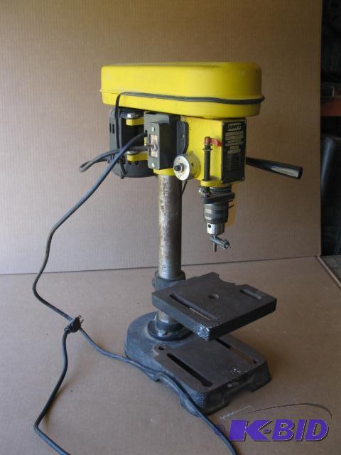 lot 4 image: AMT drill press, 13 HP, 5 speed with oscilla...