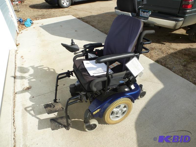 lot 5 image: Invacare&nbsppower wheel chair Model- M-91 ...