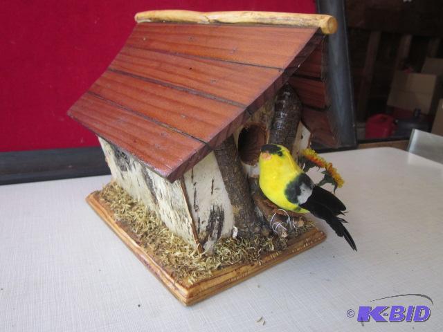 Very nicely made, Birch and other wood bird h...