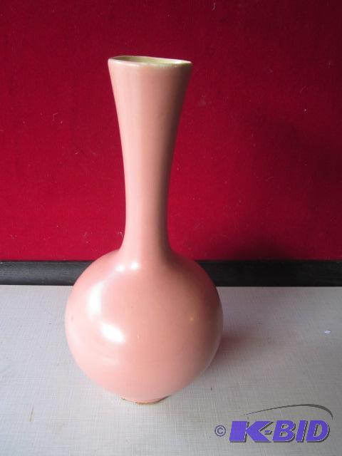 1950s rose color 10 inch Red Wing vase, with...