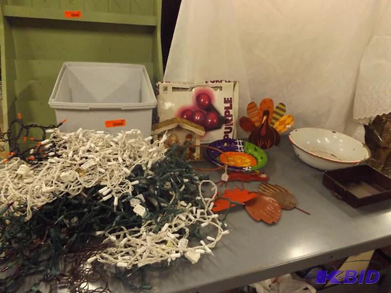 Christmas Lights, enamel pan, metal Turkey, n...