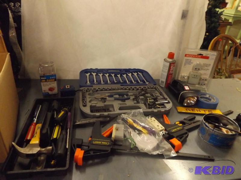Lot of Tools, hammer, clamps, set of wrenches...