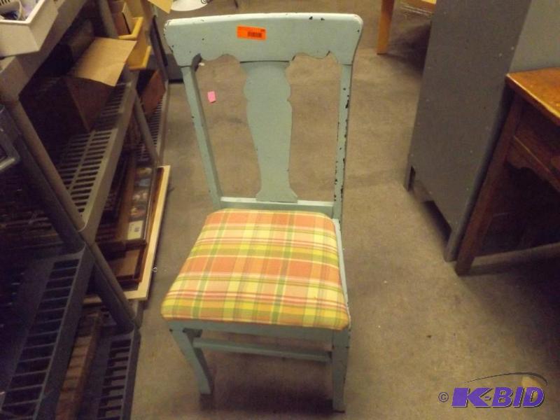 Painted dining room chair, 37 tall...
