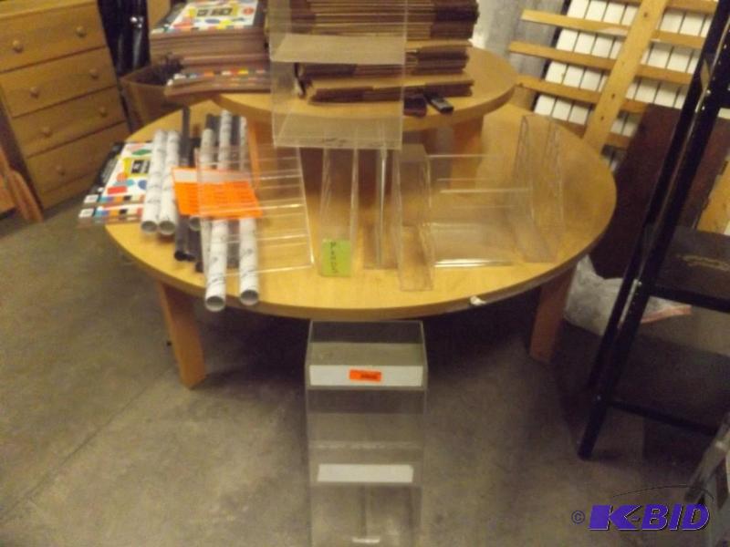 6 plastic displays and three file holders...
