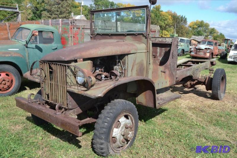 lot 16 image: General Motors Truck Deuce and Half Military Truck
