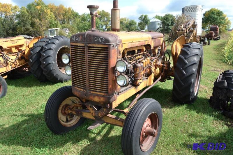 lot 28 image: 1953 - 1954 Minneapolis Moline