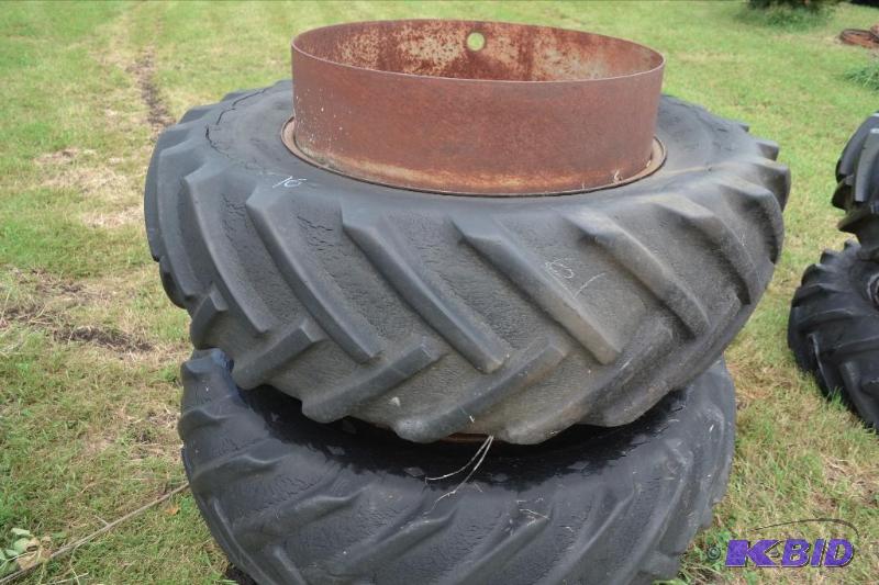 lot 76 image: Tractor tires on dual rim ...