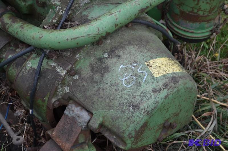 lot 83 image: John Deere Power Plant ...