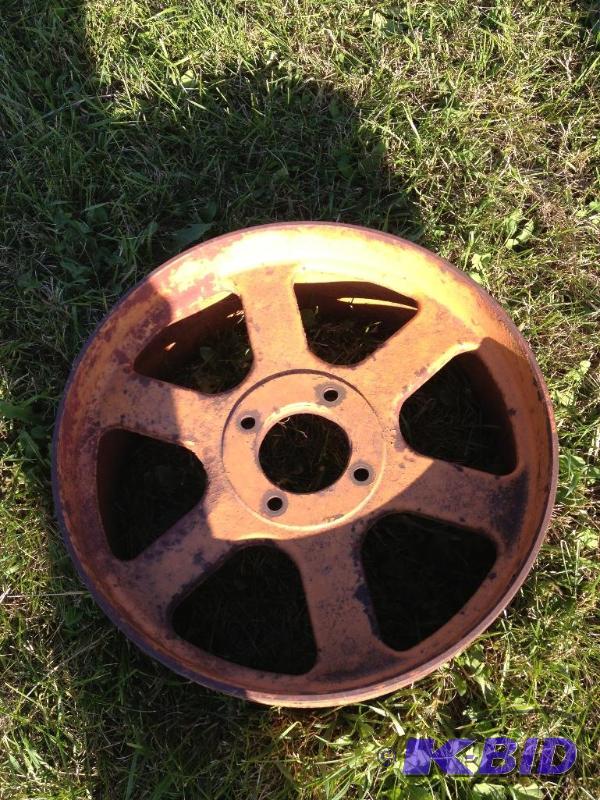 lot 95 image: Steel Wheel ...