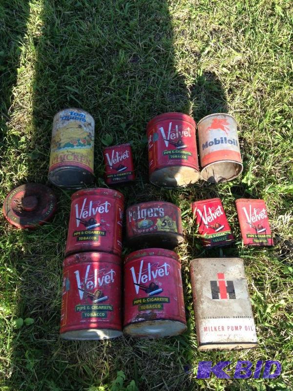 lot 97 image: Lot of vintage collectable tin cans ...