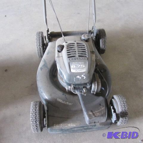 lot 135 image: Lawn Mower
