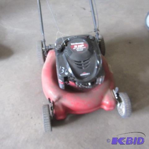 lot 136 image: Lawn Mower