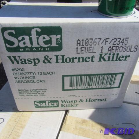 lot 16 image: Wasp and Hornet Spray