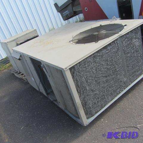 lot 177 image: Lennox Roof Heat, AC