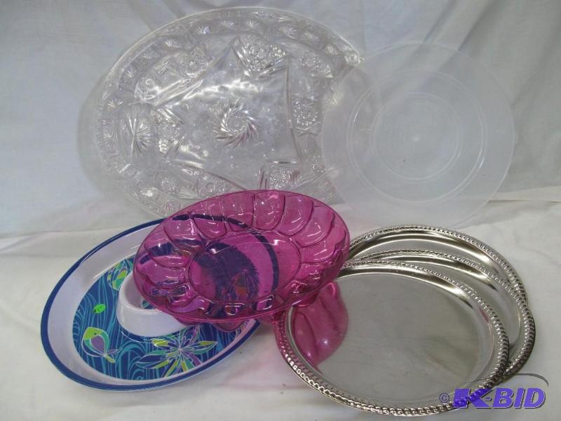 Tray