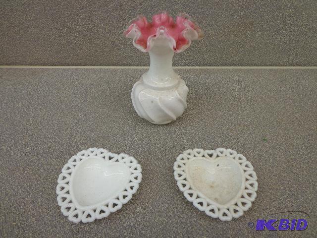 Valuable&nbspHolders &amp Vase 2 heart-shap...