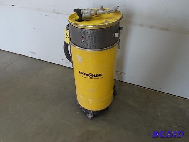lot 6 image: Econoline LR57261 Portable Sand Blaster, 75-1...