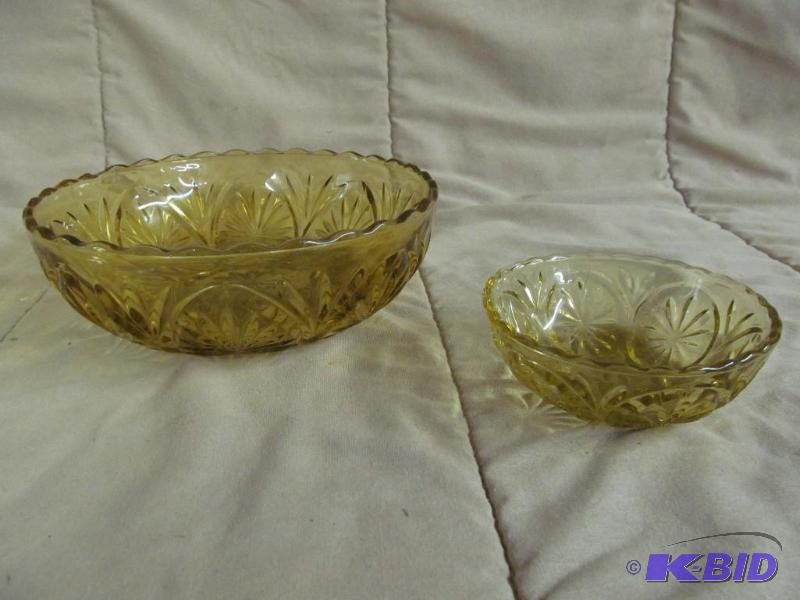 lot 130 image: Bowl