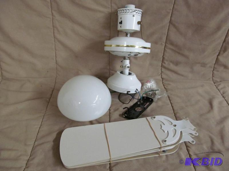 lot 147 image: Ceiling Fan