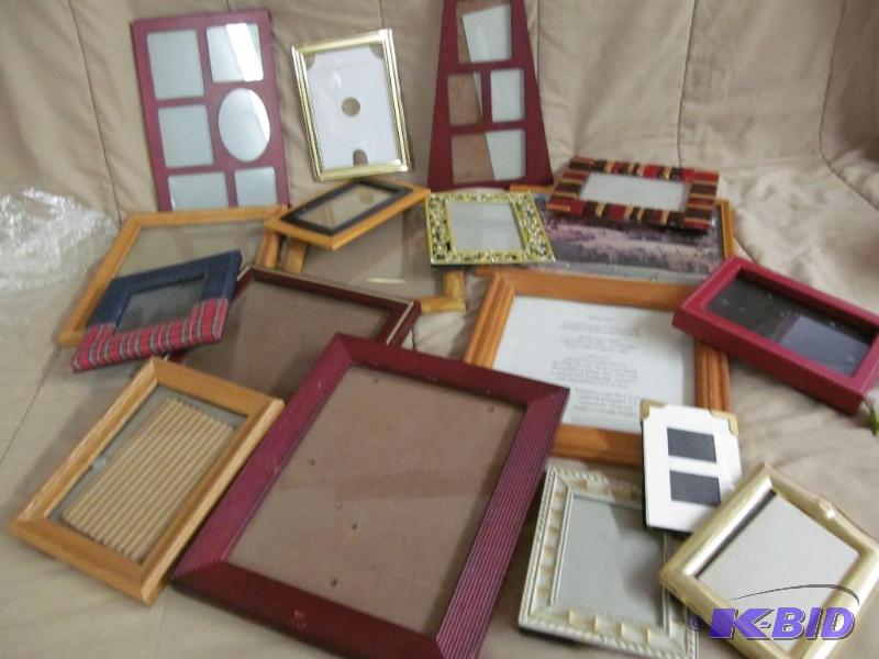 lot 175 image: Frames