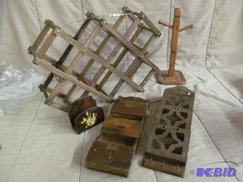 lot 203 image: Rack