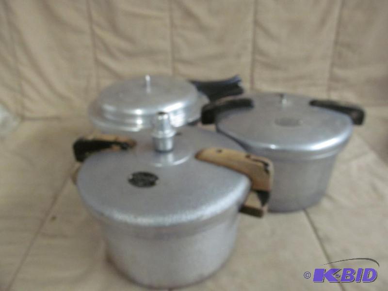 lot 222 image: Kitchen