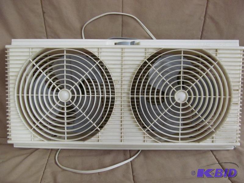 lot 227 image: Fan