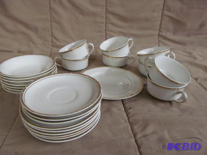 lot 282 image: China