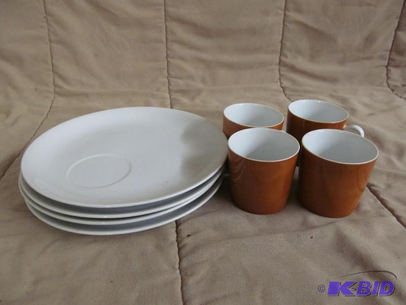 lot 284 image: Plates