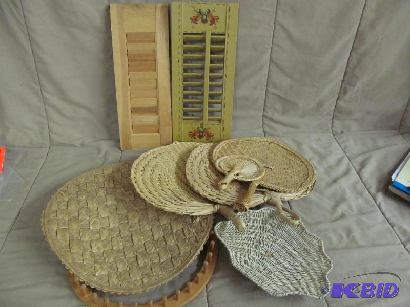 lot 291 image: Decor