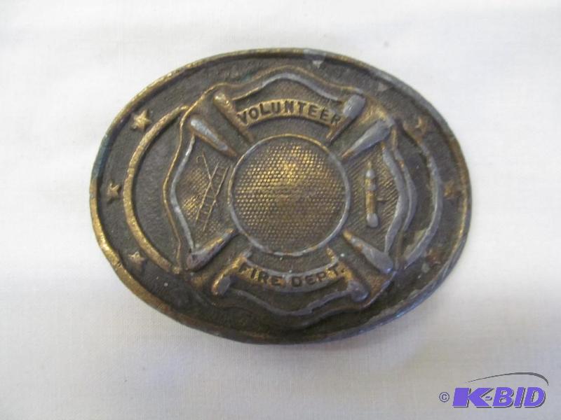 lot 42 image: Belt Buckle