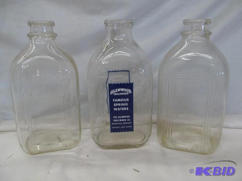 lot 53 image: Jar