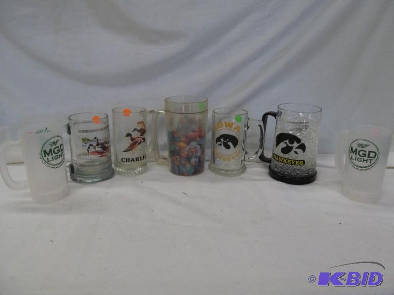 lot 56 image: Mug