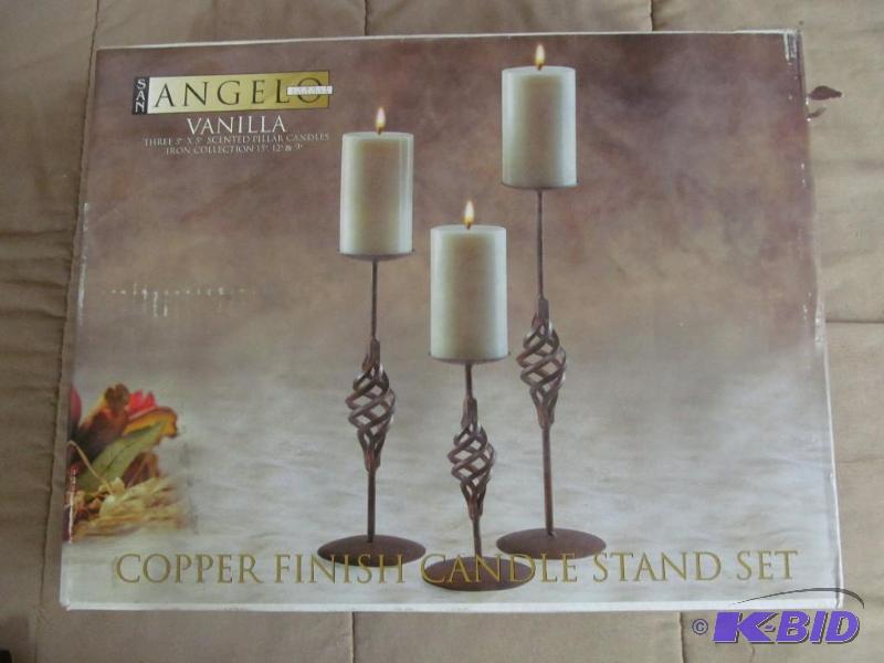 lot 76 image: Candle