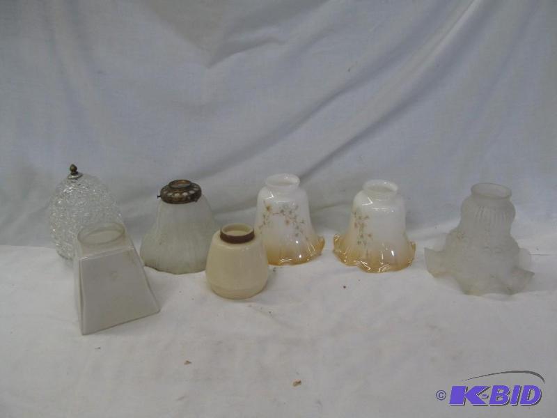lot 8 image: Vintage