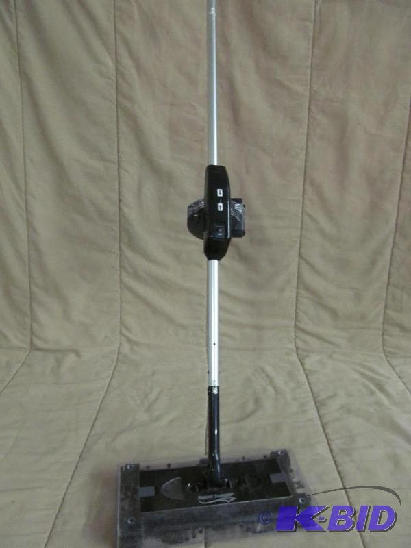 lot 96 image: Household