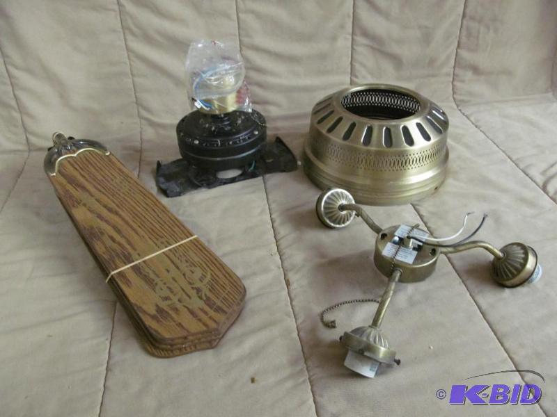 lot 97 image: Ceiling fan