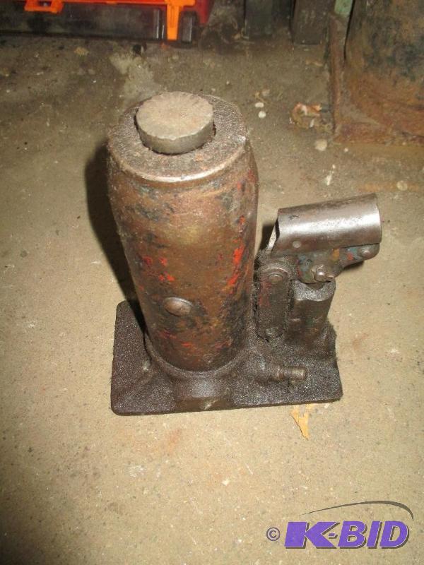 Bottle Jack