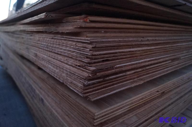 Plywood
