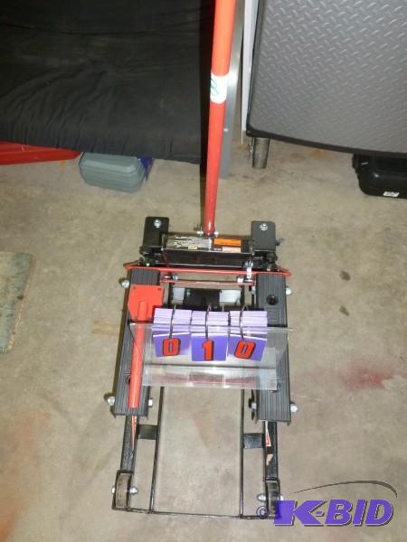 lot 10 image: Craftsman atv lift. Appears new as shown. Mis...